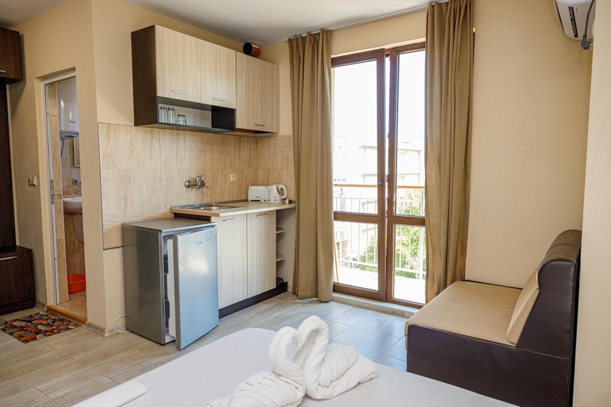 Family Hotel Silitur Ahtopol Esterno foto