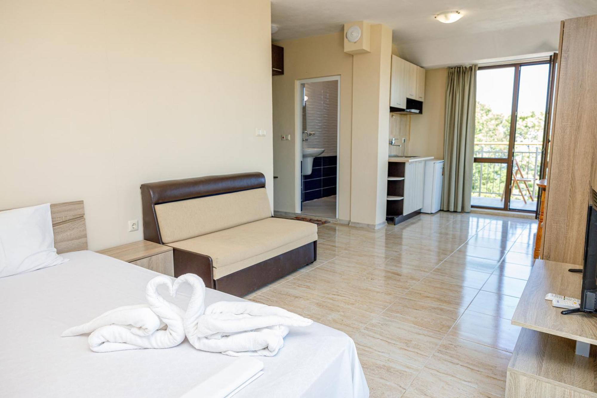 Family Hotel Silitur Ahtopol Esterno foto