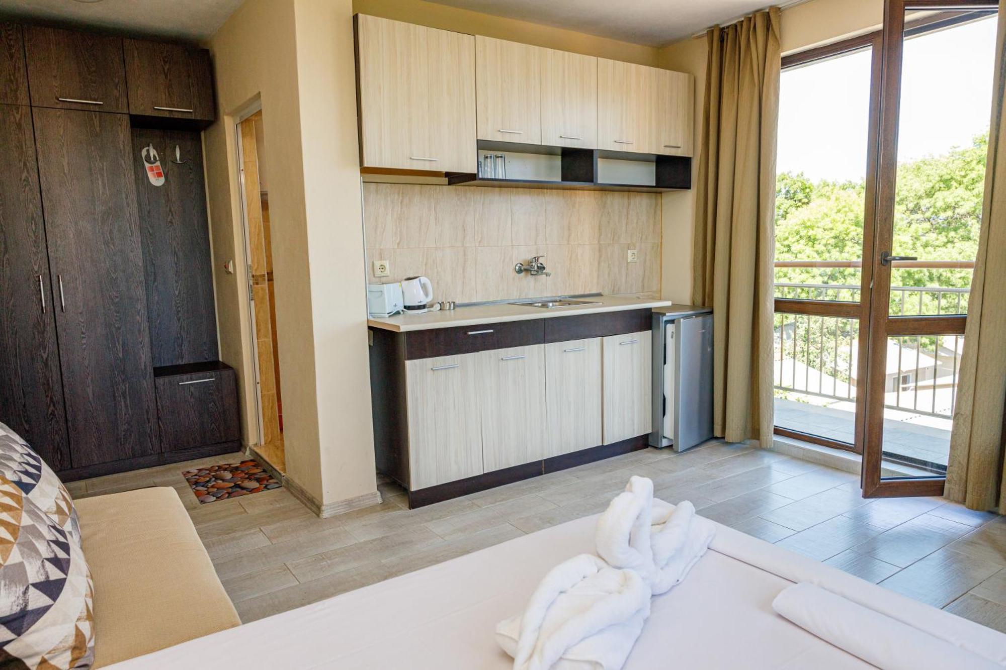 Family Hotel Silitur Ahtopol Esterno foto