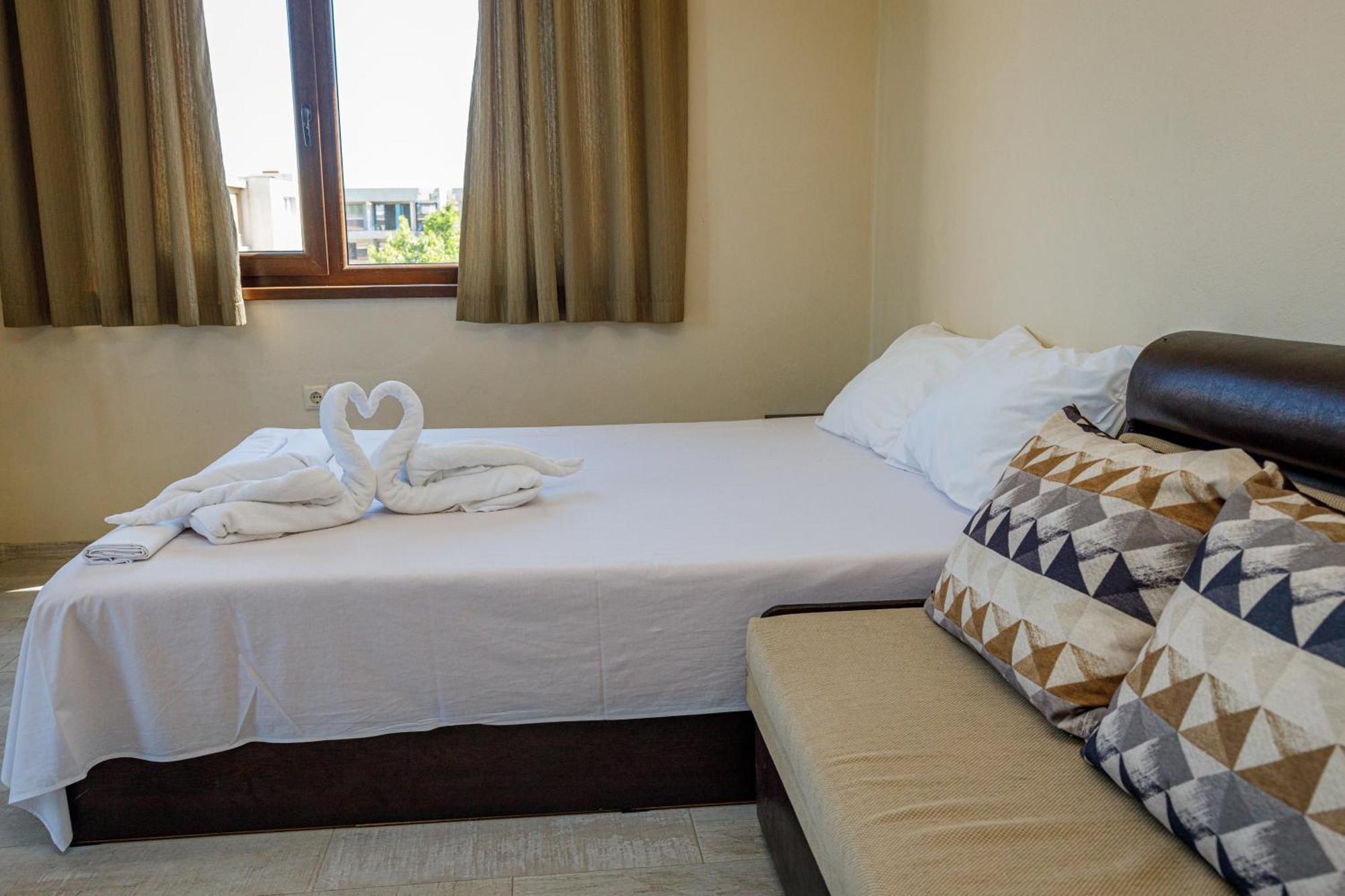 Family Hotel Silitur Ahtopol Esterno foto
