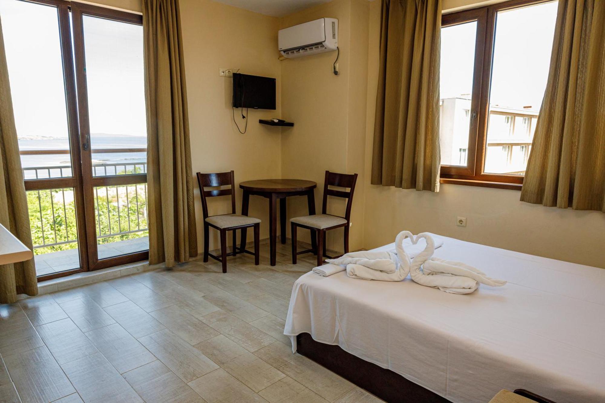 Family Hotel Silitur Ahtopol Esterno foto